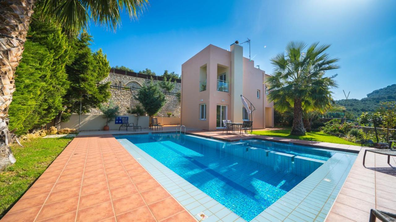 Meliades Villas Agia Marina  Bagian luar foto