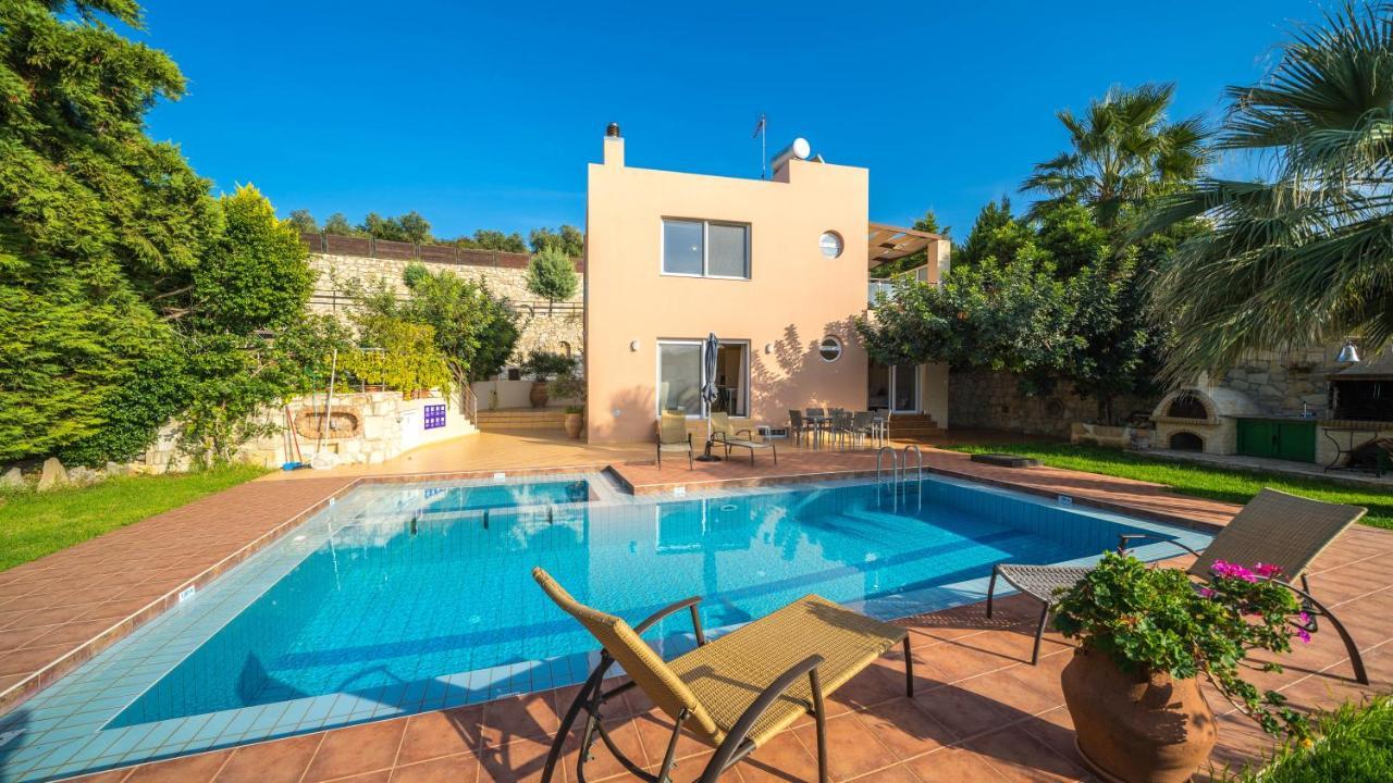 Meliades Villas Agia Marina  Bagian luar foto