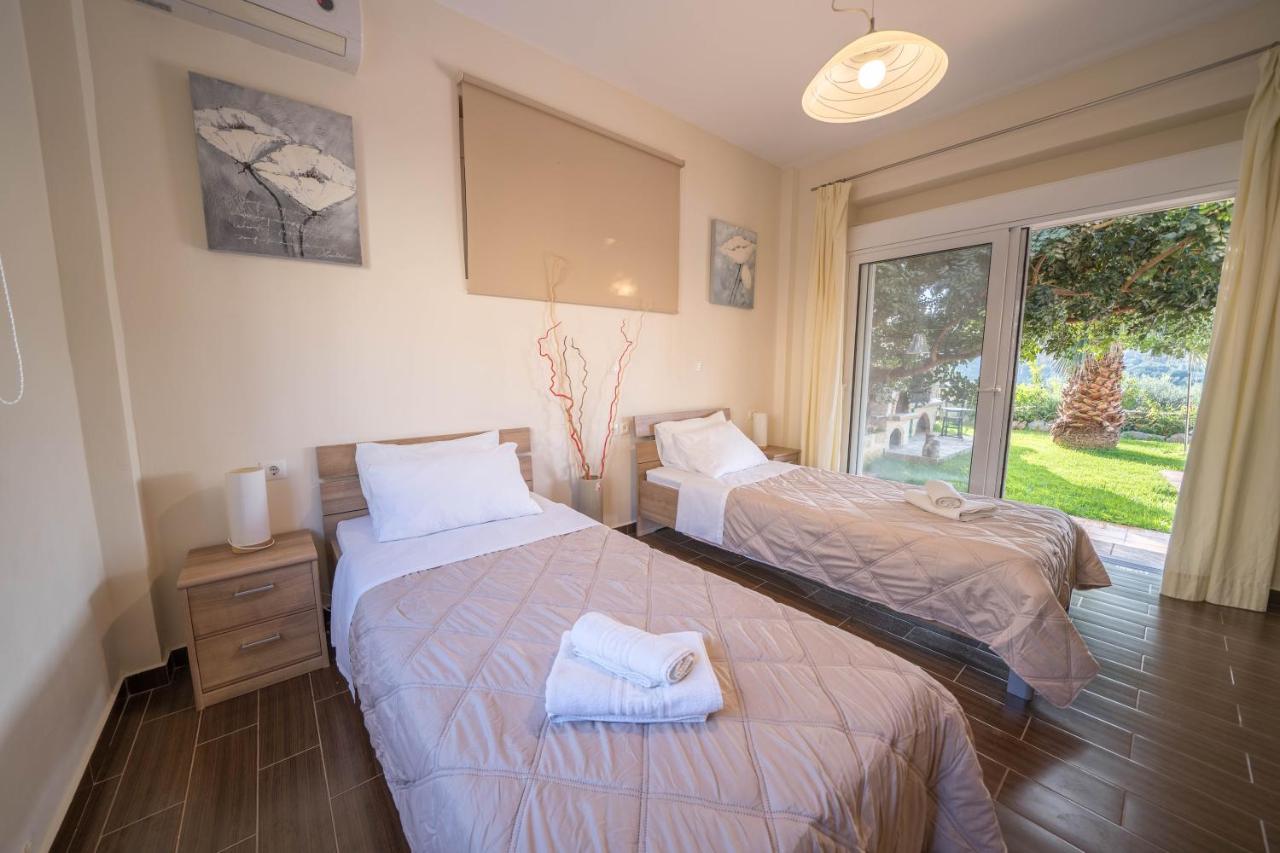 Meliades Villas Agia Marina  Bagian luar foto