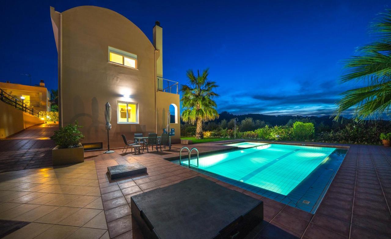 Meliades Villas Agia Marina  Bagian luar foto